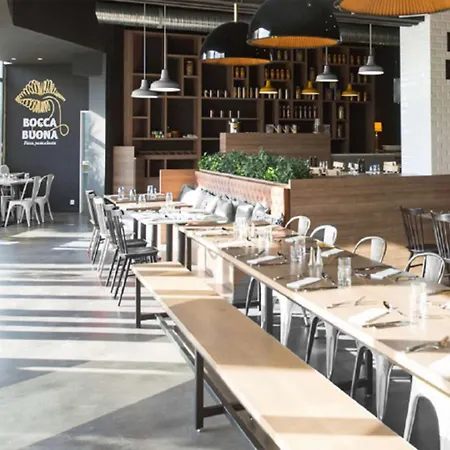 Park By Radisson Airport Hotel 4*